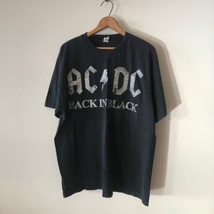 Authentic Vintage AC⚡️DC Black Band T-shirt XL
